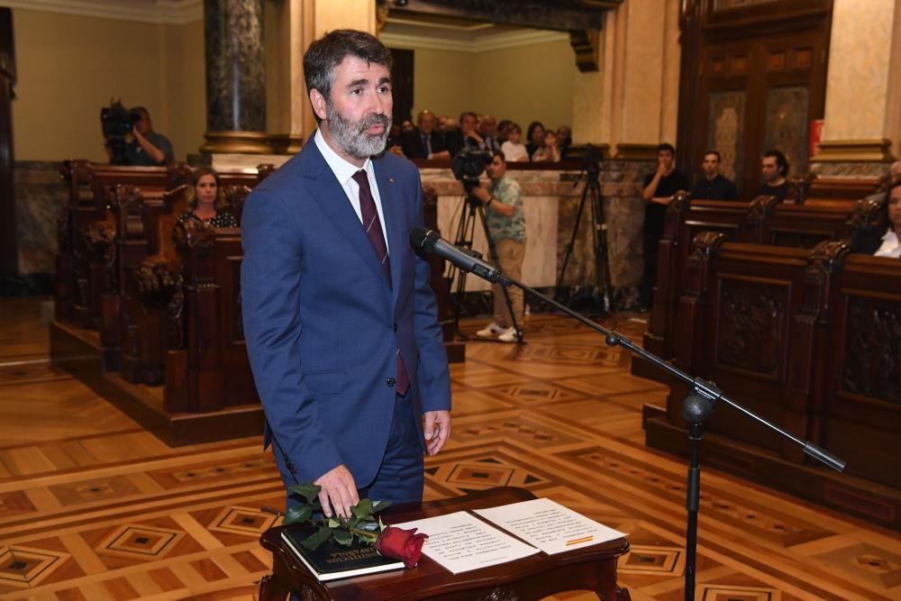 Inés Rey ya es nueva alcaldesa de A Coruña