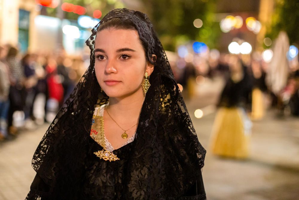 Las calles se llenan de gente en la procesión de San Jaime