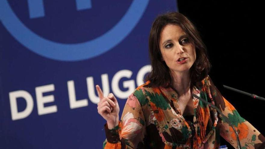 La vicesecretaria de Estudios y Programas del PP, Andrea Levy, ayer en el congreso de Lugo. // Efe