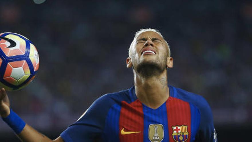 Neymar amenaza al FC Barcelona