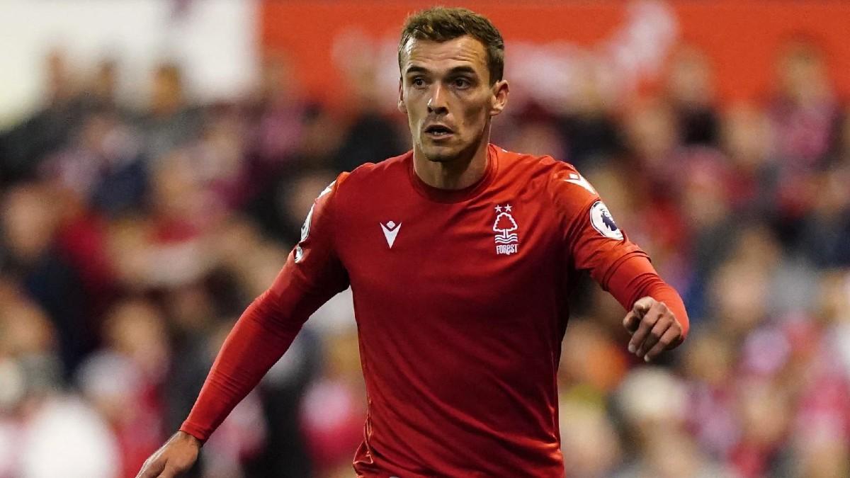 Harry Toffolo, con el Nottingham Forest