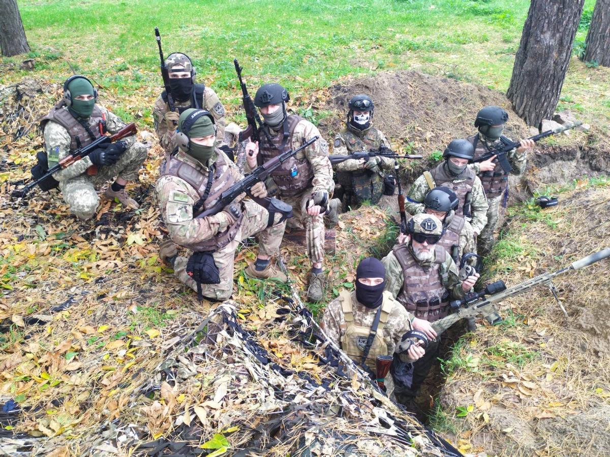Una unidad de fuerzas especiales ucranianas desplegadas en las inmediaciones de Bajmut (Donbás)