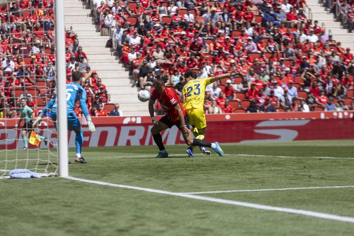 Un gol de Muriqi permitió al equipo bermellón sumar un punto muy importante
