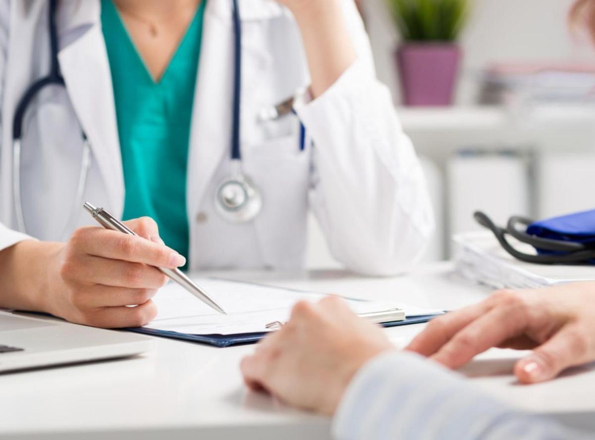 80 metges controlen les baixes de quatre milions de catalans