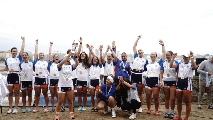 Salgado-Perillo y Cabo da Cruz se adjudican las banderas del Trofeo Teresa Herrera de traineras en A Coruña
