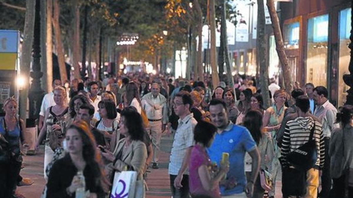 Compras y ocio 8Ambiente en la calle durante la celebración del Intenz Diagonal del año pasado.