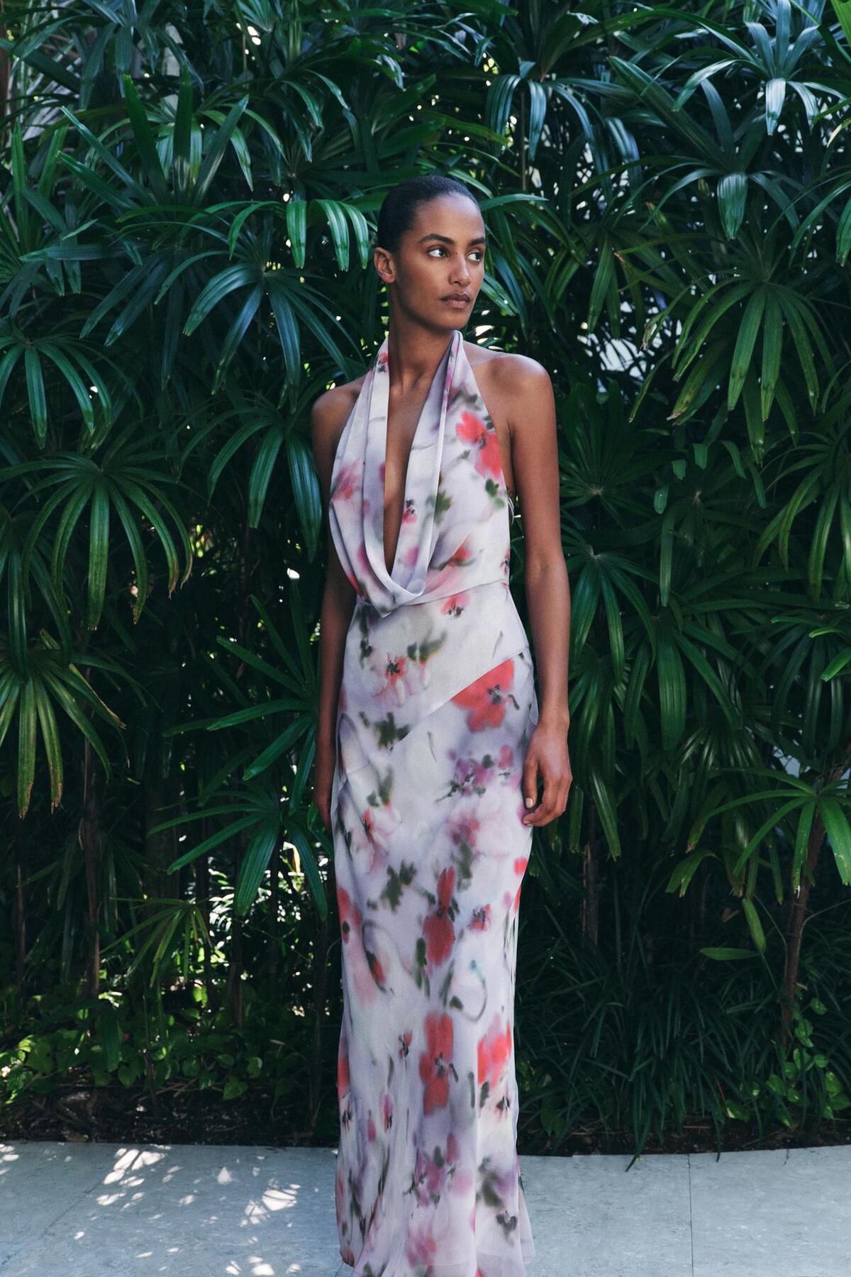 Vestido floral de Zara