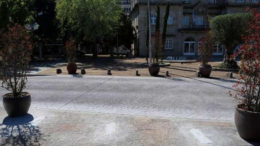 Plaza do Corgo, donde se ofrece la sesión de cine al aire libre. // Muiñiz