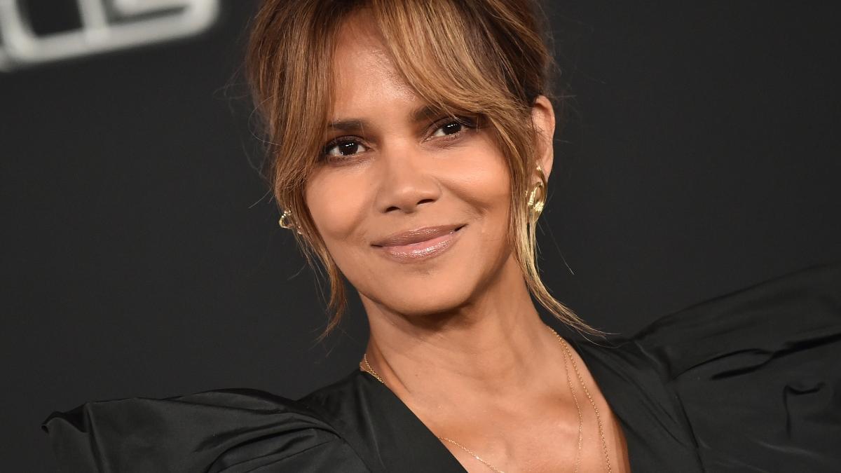 Halle Berry revoluciona Instagram con su posado más sensual hasta la fecha