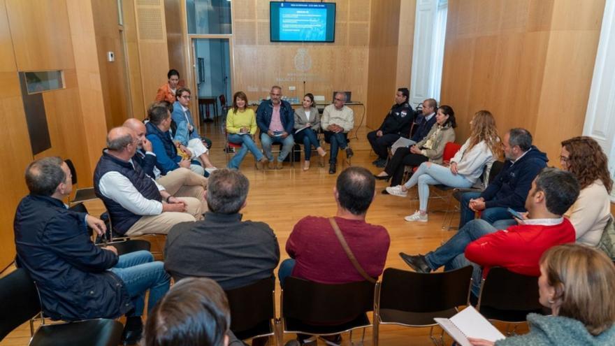 Reunión el lunes de la Mesa de la Movilidad sin los colectivos sociales ni la oposición.