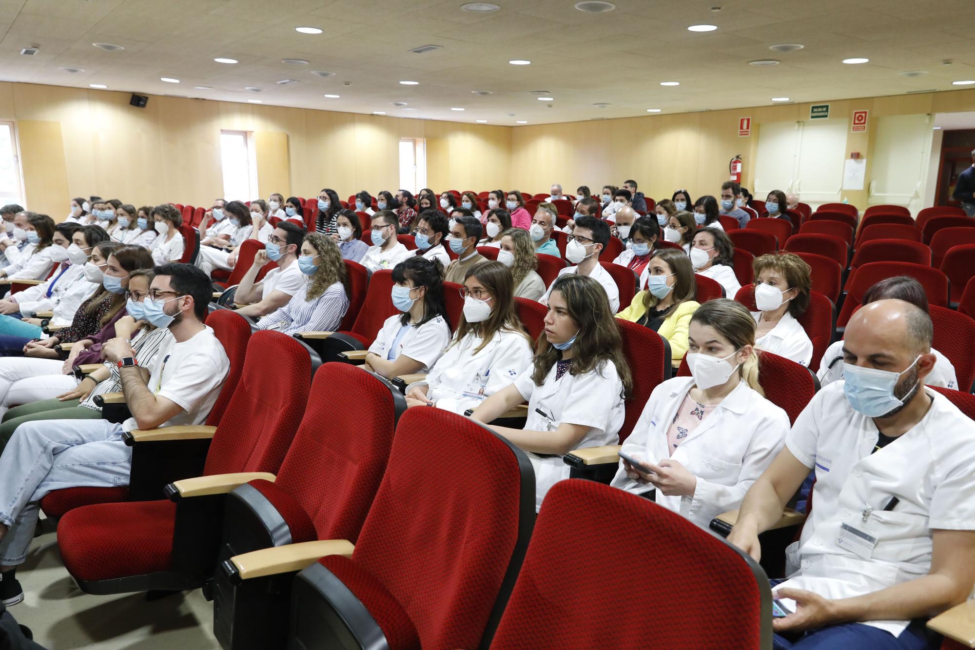 En imágenes: Despedida a los residentes en el Hospital de Cabueñes