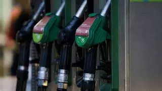 La OCU dicta sentencia: estas son las gasolineras más baratas para echar gasolina este verano