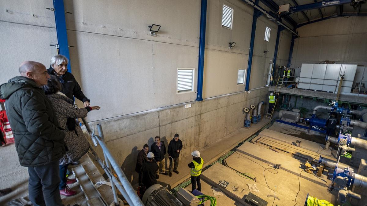 Visita de las autoridades a las obras de conexión de La Colada y Sierra Boyera.r) entran en su fase final