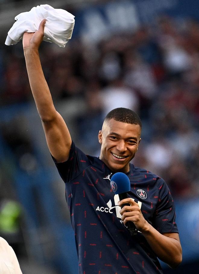 ¡Mbappé 2025! Así fue el anuncio oficial del PSG