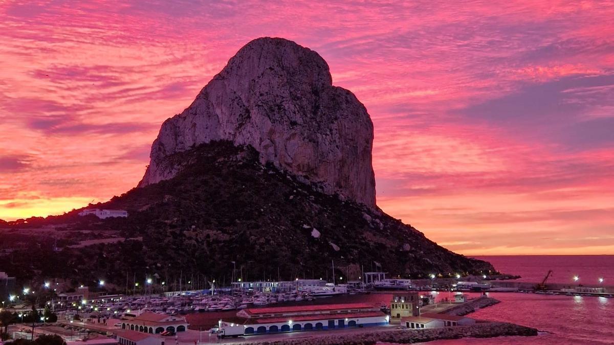 Azul y otros bellos colores: Calp reivindica su riqueza marina.