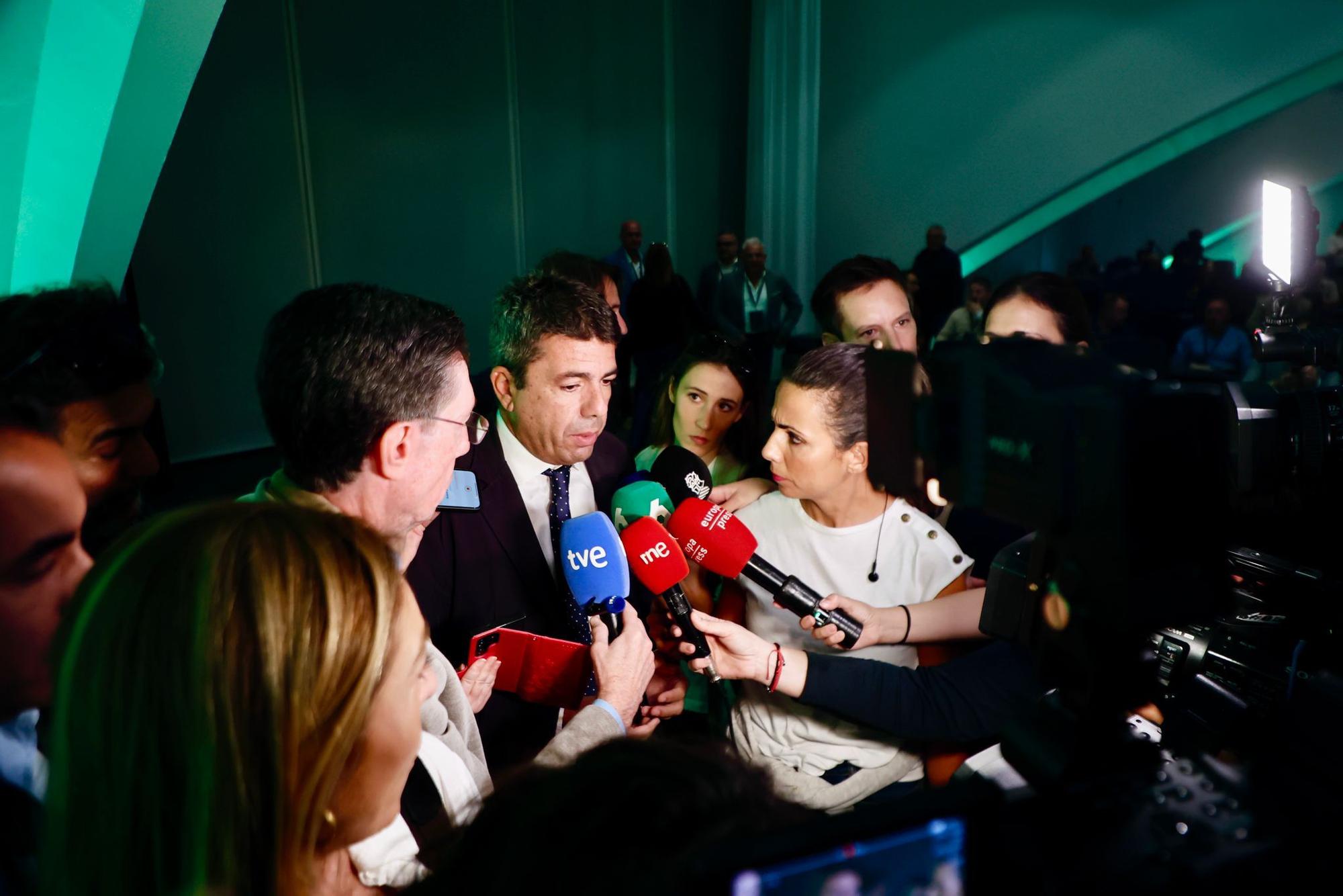 Primer acto de Carlos Mazón tras el funeral de Estado y los abucheos de las víctimas