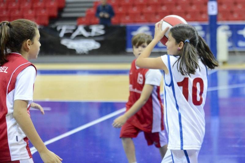 DÍA DEL MINIBASKET. Partidos de las 9:45 horas