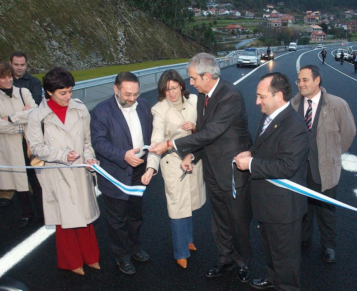 El corredor cumple 20 años con el segundo desdoblamiento y la gasolinera pendientes
