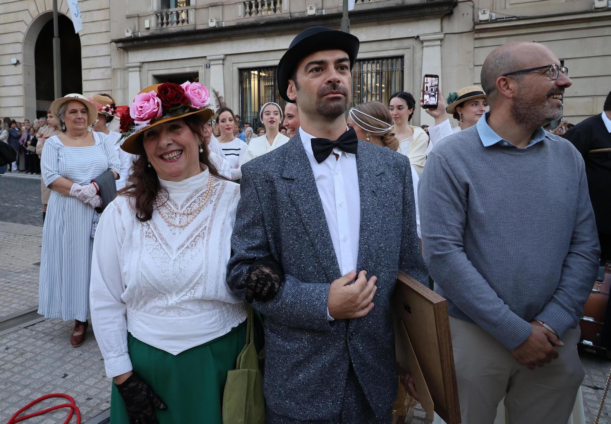 Inicio de la Feria Modernista de Alcoy 2025