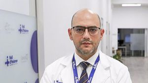 Albert Jauregui, cirurgià: "El pulmó i el  cor d’un porc  podrien solucionar l’escassetat d’òrgans"