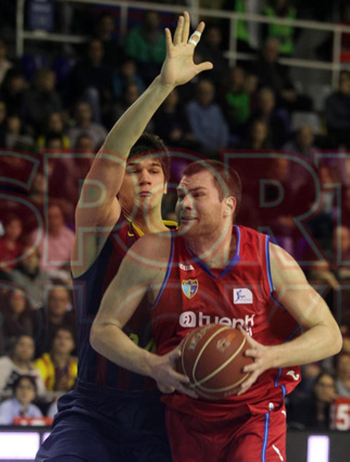 FCBARCELONA 73-ESTUDIANTES 56
