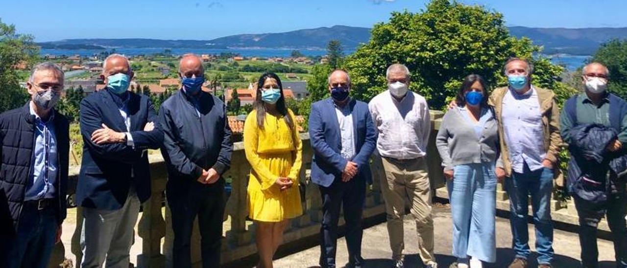 Asistentes a la reunión celebrada en Vista Real.