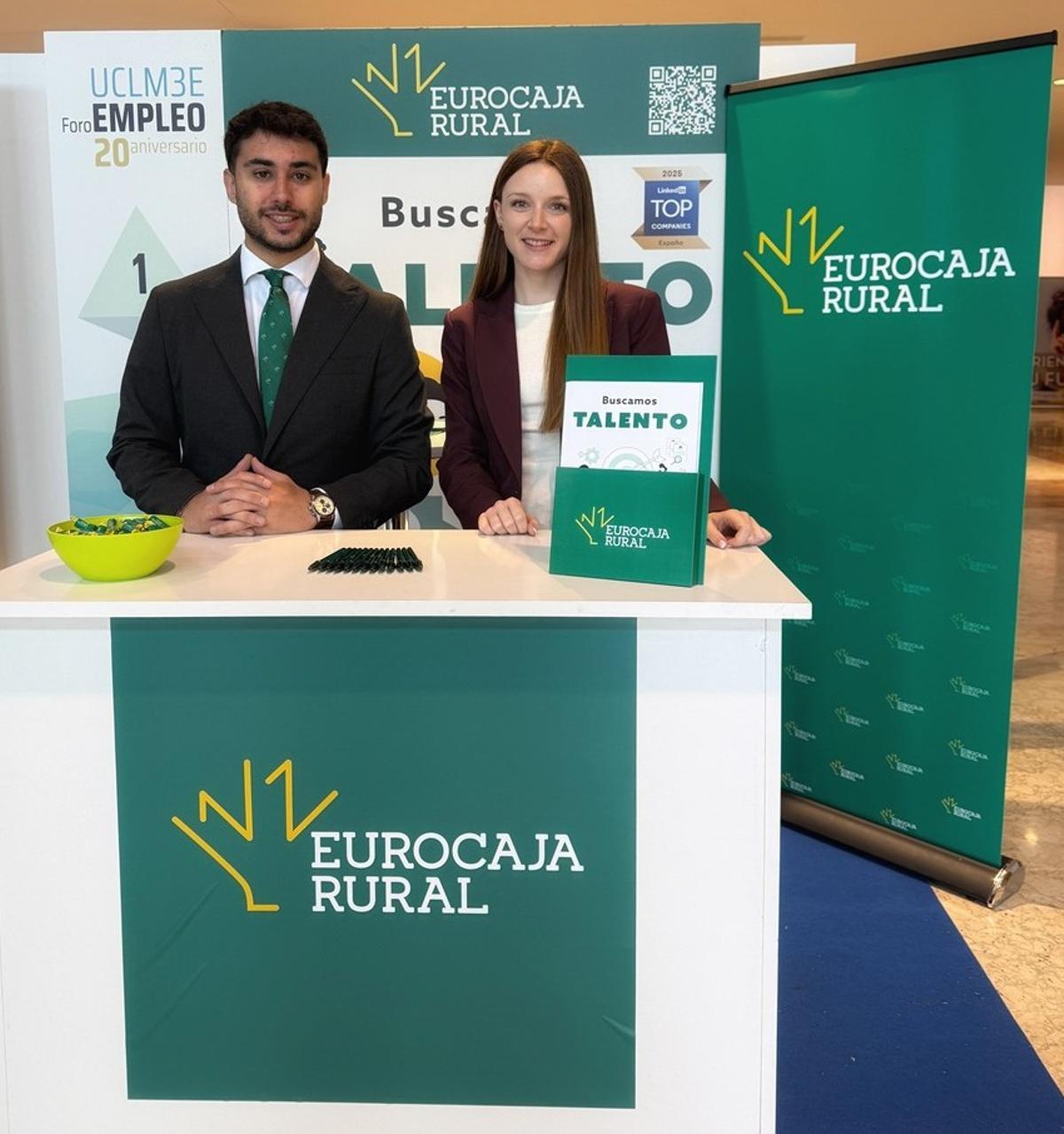 Profesionales de Eurocaja Rural en el 'Foro de Empleo UCLM3E'.