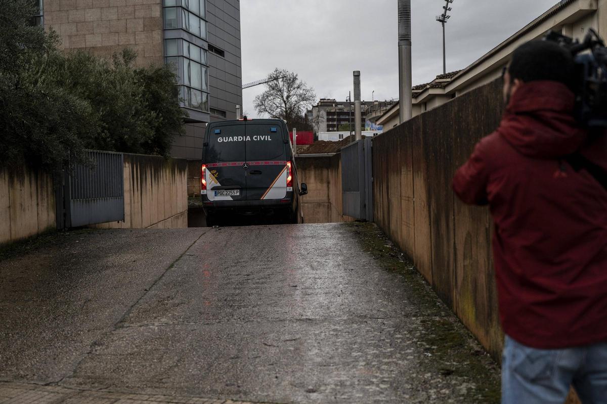 Fotogalería | El entrenador de fútbol detenido en Badajoz pasa a disposición judicial