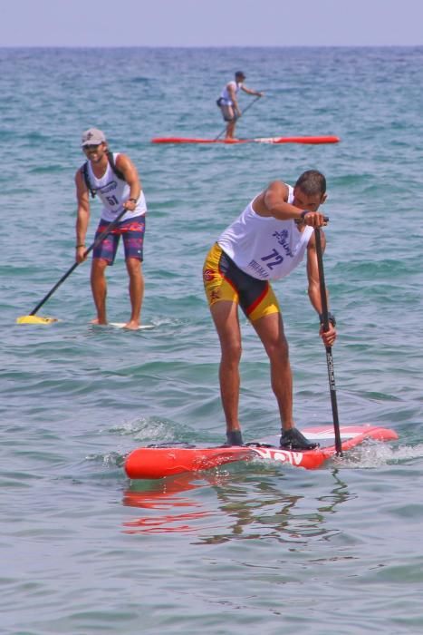 Por mar, de pie, y a remo en Torrevieja