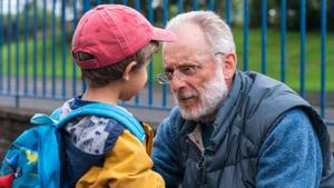 El director, Uberto Pasolini, dando instrucciones al pequeño Daniel.