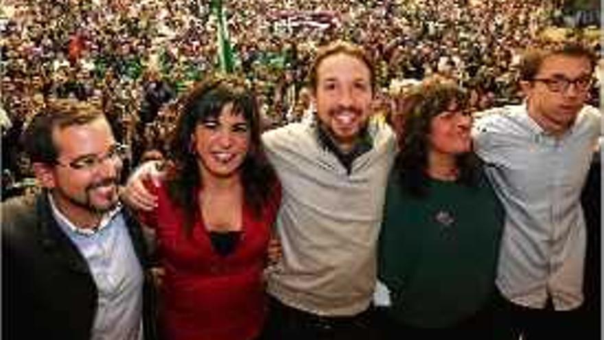 Iglesias i altres dirigents de Podemos, en l&#039;acte d&#039;ahir a Sevilla.