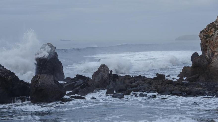 Primera víctima mortal del temporal de oleaje en el Norte