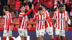 Resumen, goles y highlights del Sporting 2 - 1 Albacete de la jornada 29 de LaLiga Hypermotion