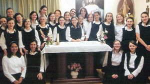 Intervingut un grup de monges acusat d’actuar com una secta