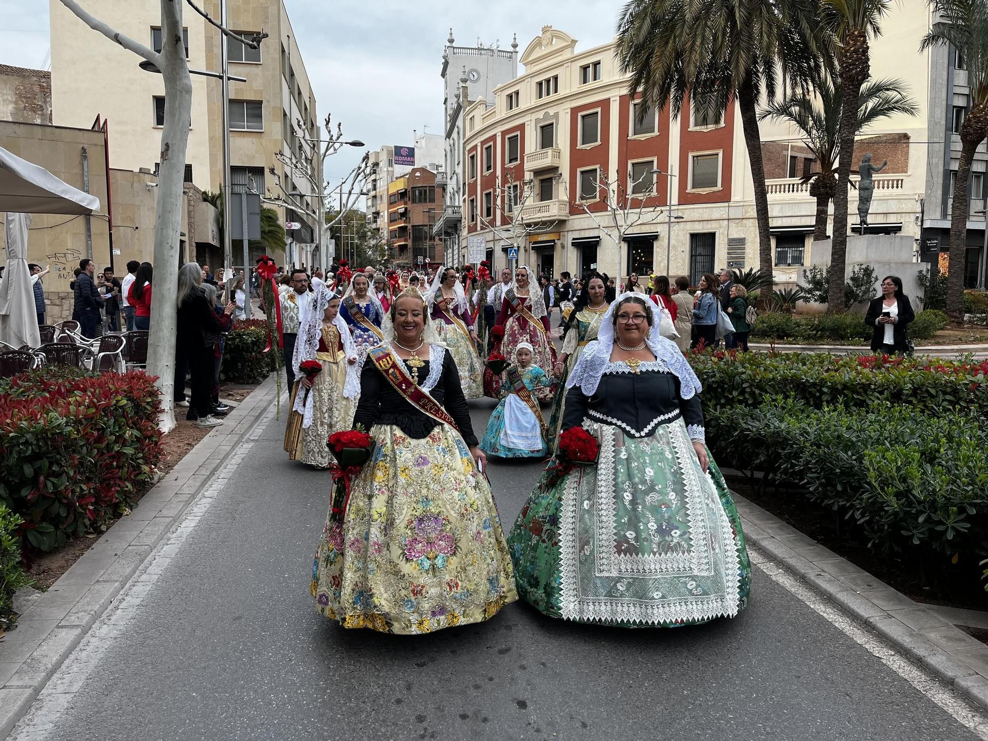 FALLAS 2024 | El mundo fallero de la Vall agasaja a la Mare de Déu