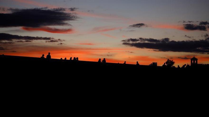 Intervalos nubosos y temperaturas máximas en ligero ascenso