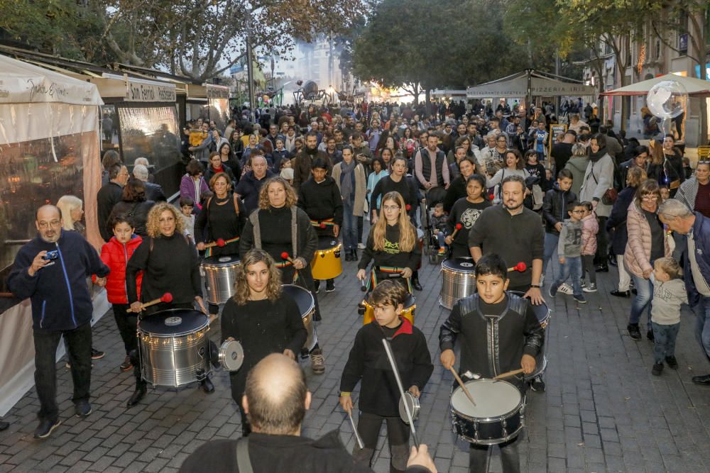 Palma "flipa" con el encendido de Navidad