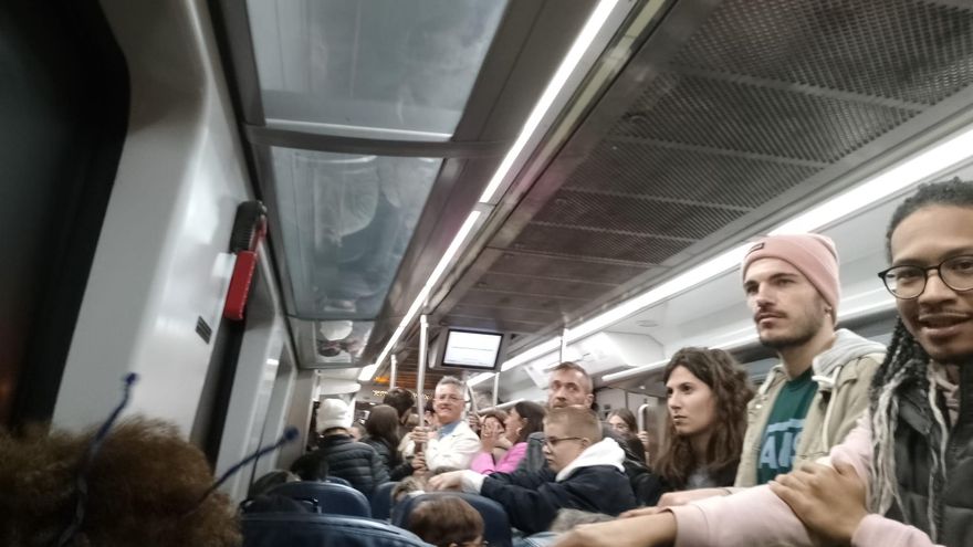 Saturación en los trenes: Denuncian la falta de previsión de SFM con motivo de la Rua