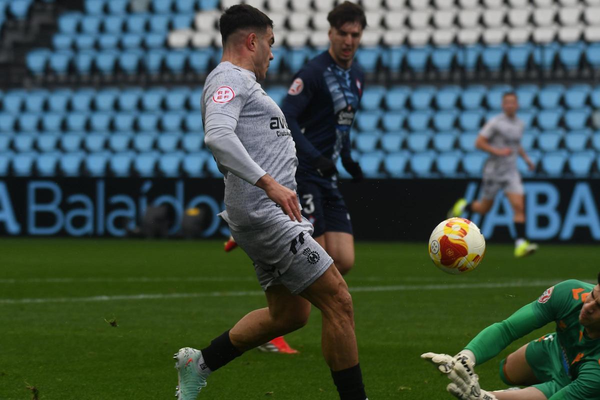 EN IMÁGENES: Así ha sido el partido entre el Avilés y el Celta Fortuna