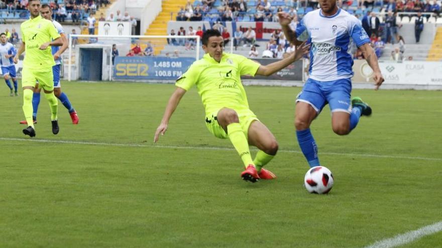 El derbi se salda con el primer tropiezo en casa