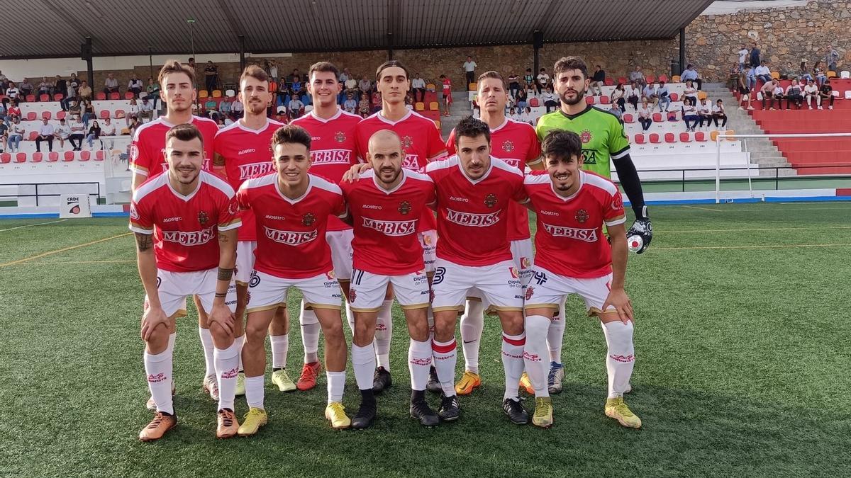 El once inicial del Espeleño ante el Sevilla C en el Municipal.