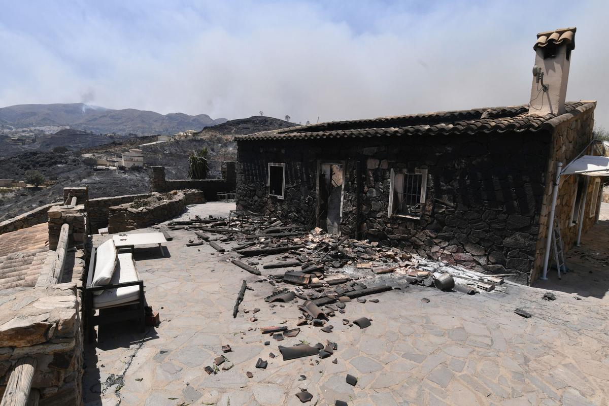 10-07-2026.- Europa Press . Incendio en la provincia de Almeria entre los pueblos de Bedar y los Gallardos en donde han fallecido 12 personas por ahora los medios de extincion siguen trabajando para extinguir las llamas. Foto: Javier Carrion/EP. Javi Carrión;category_code_new
