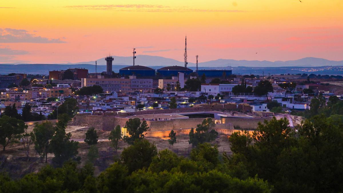 Fuerte de San Cristobal durante 'Badajoz, La Ciudad Encendida', en una imagen de archivo.