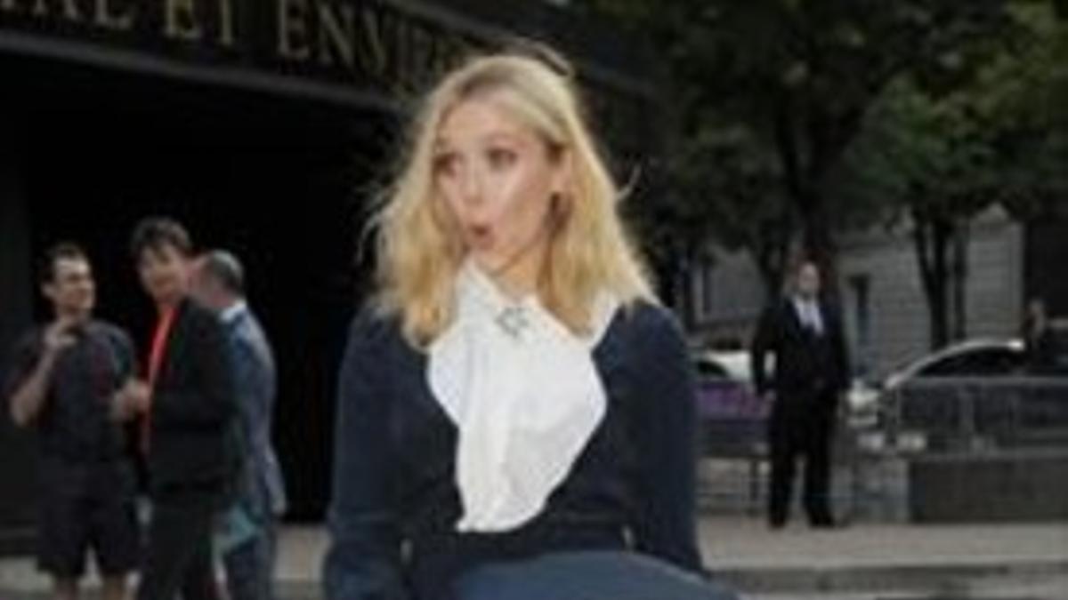 Elizabeth Olsen enseña su ropa interior_MEDIA_1