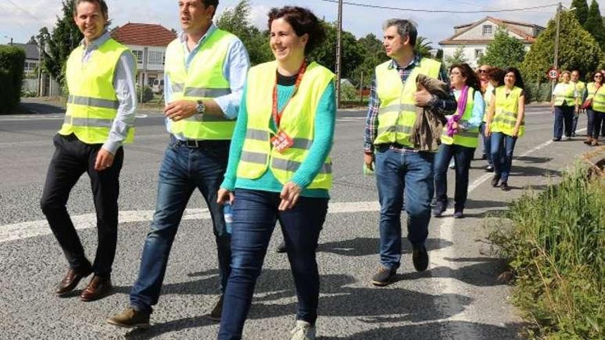 Besteiro, en el centro de la página, ayer en Teo. // FdV