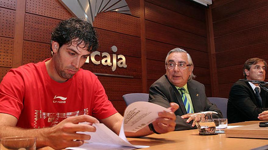 OFICIAL. Berni Rodríguez seguirá en Málaga durante cuatro temporadas más, tras el anuncio de Francisco Molina y Berdi Pérez.