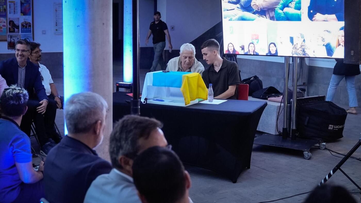 Acto de proclamación de Echedey Eugenio como secretario de CC en Arrecife