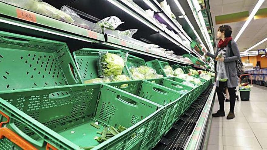 Las verduras se acaban estos días con rapidez en los supermercados de la Región.