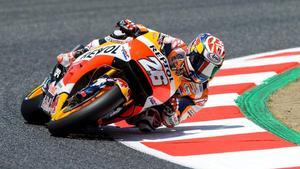 zentauroepp38828257 repsol honda team s spanish rider dani pedrosa competes duri170611132514