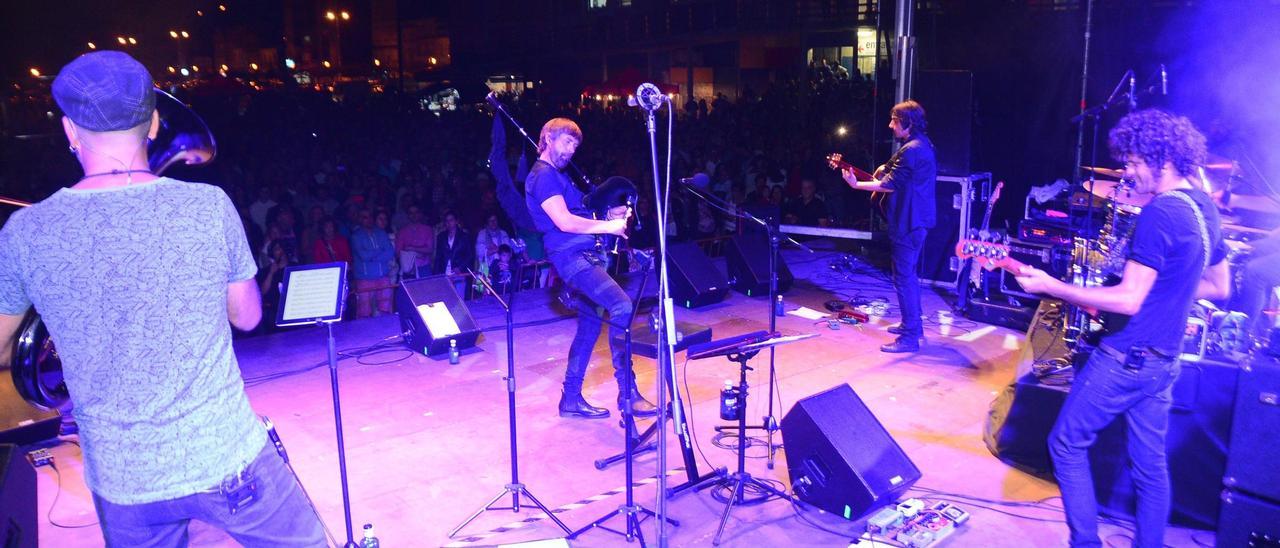 Xosé Manuel Budiño, durante su actuación en el Festival Intercéltico del año 2018.